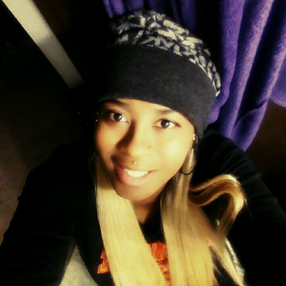 Meet your Posher, Brandi